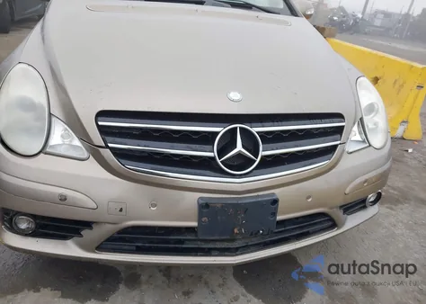 2009 Mercedes-Benz R 350 4Matic z USA, uszkodzony, nr VIN 4JGCB65E29A092505